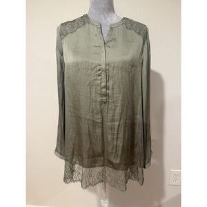 Chico's Women's Lace Trim Tunic Sz MED Green Long Sleeve Satiny Blouse Top